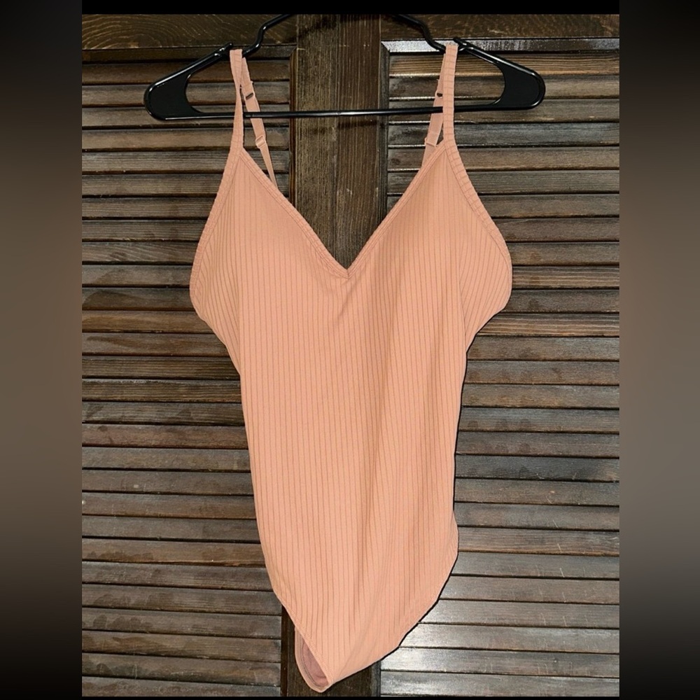 H&m nude basic ribbed Bodysuit